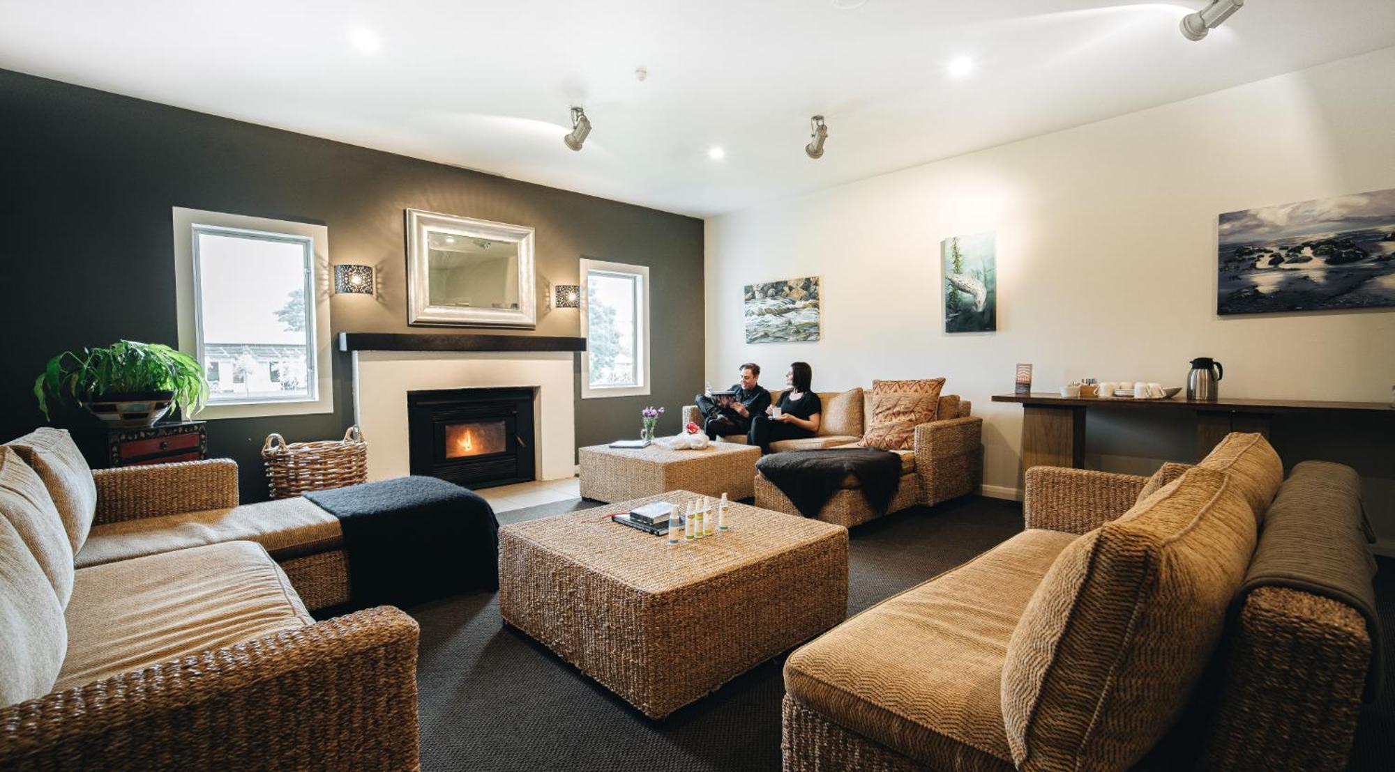 Brackenridge Country Retreat &